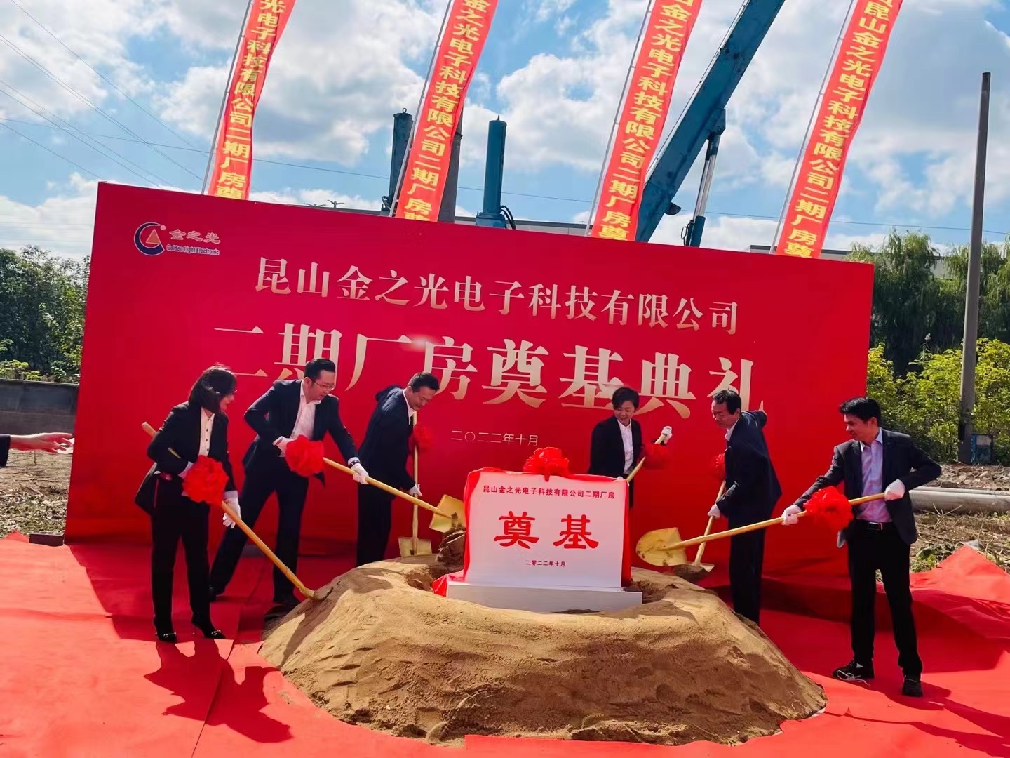 fdfeb004f73cf350a672ac40bc0745b